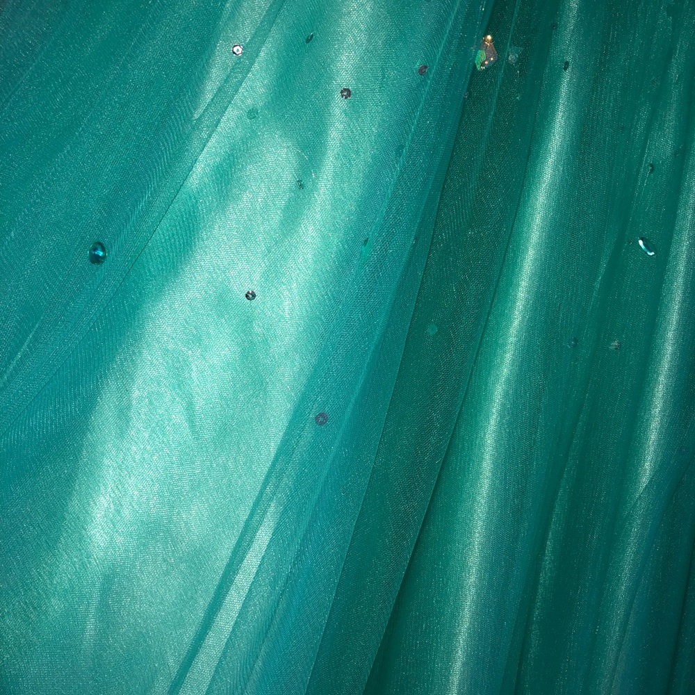 Jovani prom dress - Picture 2 of 4